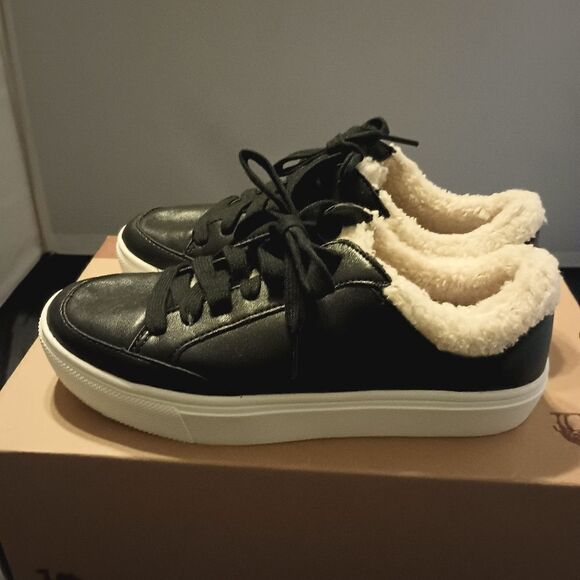 💯🔥DR. SCHOLL'S NOW COZY COMFORT SNEAKERS, WOMEN'S SIZE 6M, BLACK🔥🔥NEW NOT - Picture 1 of 7